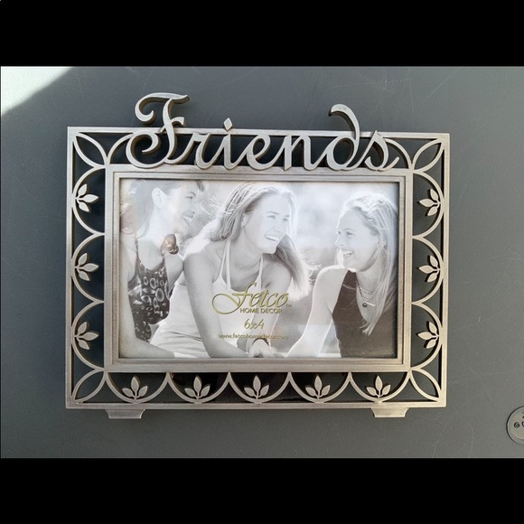 Friends Frame - Picture 2 of 6